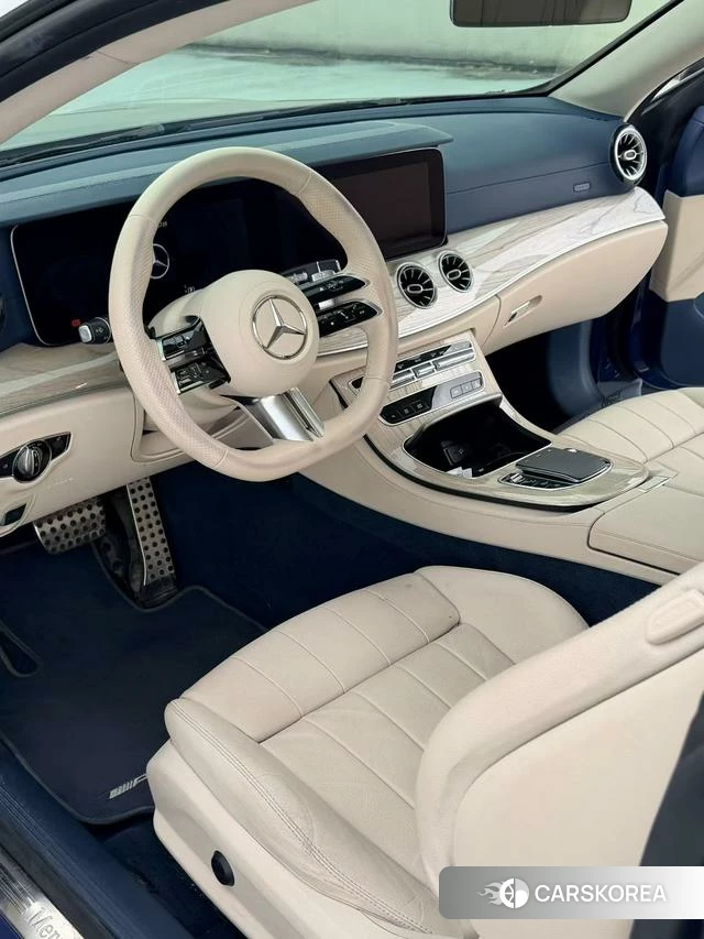 Mercedes-Benz E-class (imported) 2023 Темно-серый из Китая, фото 4