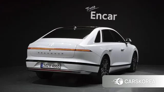 Hyundai Grandeur Hybrid (GN7) id 3555366 из Кореи 14