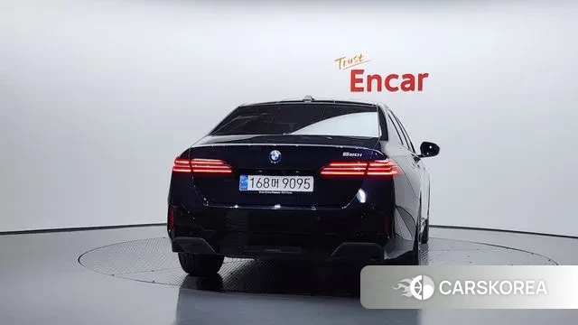 BMW 5 Series (G60) id 3426145 из Кореи 14