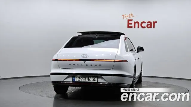 Hyundai Grandeur (GN7) id 2640386 из Кореи 14