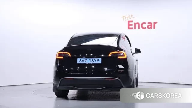 Tesla Model Y id 3353670 из Кореи 14