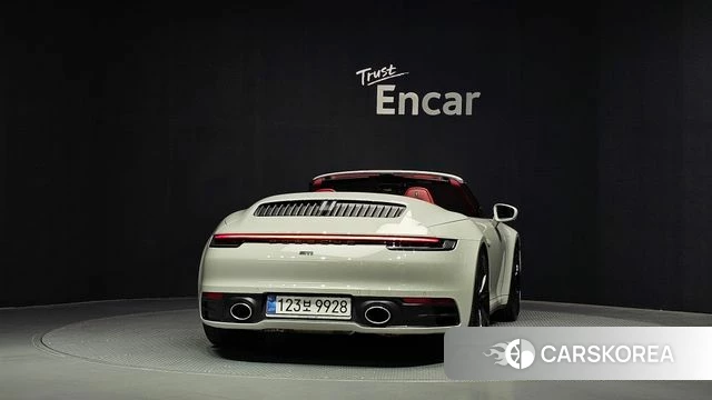 Porsche 911(992) id 4894702 из Кореи 27