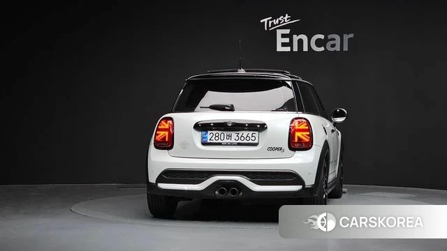 Mini Cooper S id 4442299 из Кореи 25
