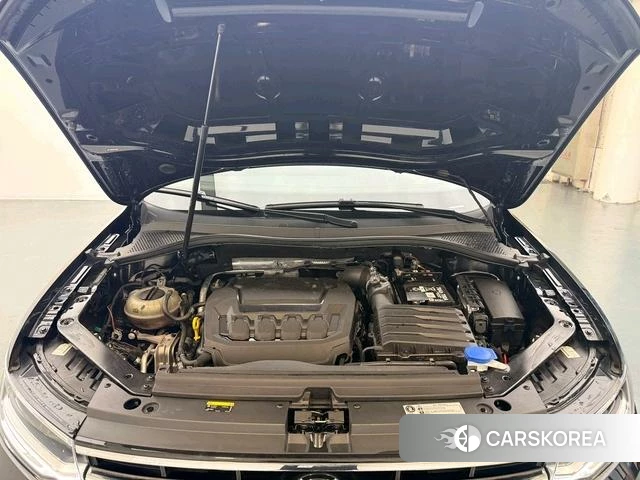Volkswagen Tiguan L id 4307764 из Китая 14