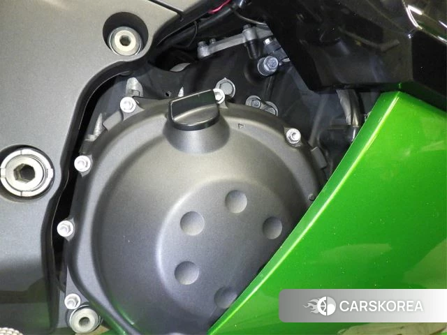 Engine photo
