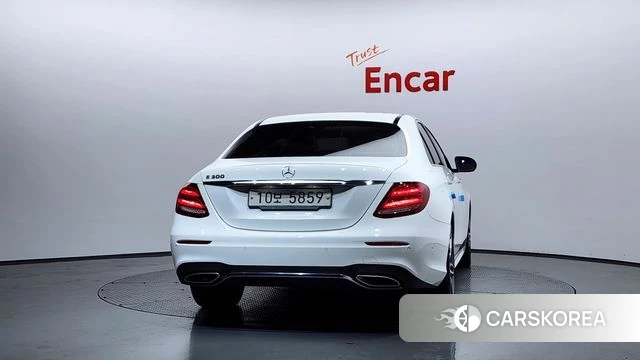 Mercedes-Benz E-Class W213 id 3861564 из Кореи 14