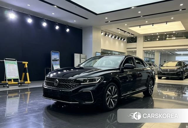 Volkswagen Passat 2021 Черный из Китая, фото 4
