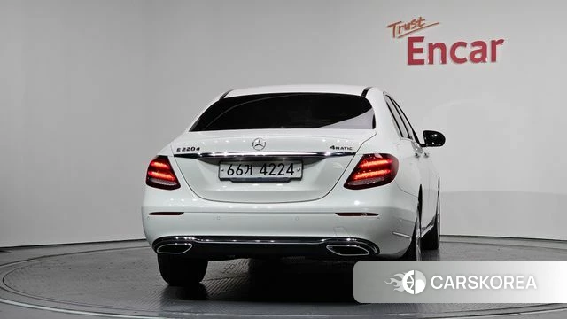 Mercedes-Benz E-Class W213 id 4188739 из Кореи 28