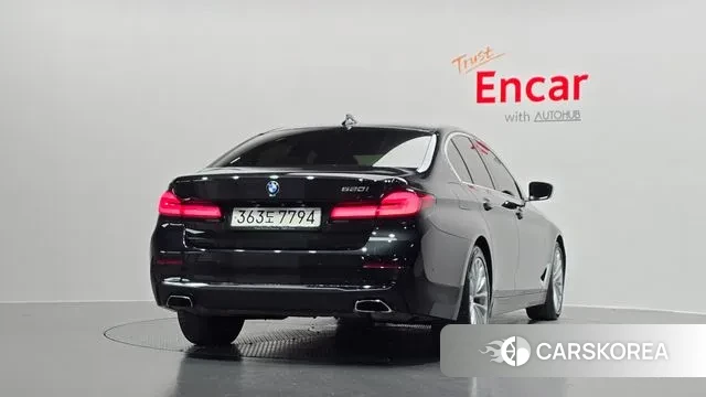 BMW 5 Series (G30) id 3561757 из Кореи 14