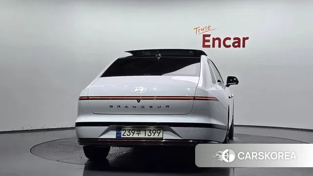 Hyundai Grandeur Hybrid (GN7) id 2974511 из Кореи 14