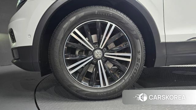 Volkswagen Tiguan second Generation id 4689020 из Кореи 24