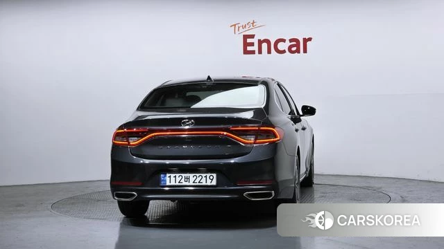 Hyundai Grandeur IG id 3867438 из Кореи 14