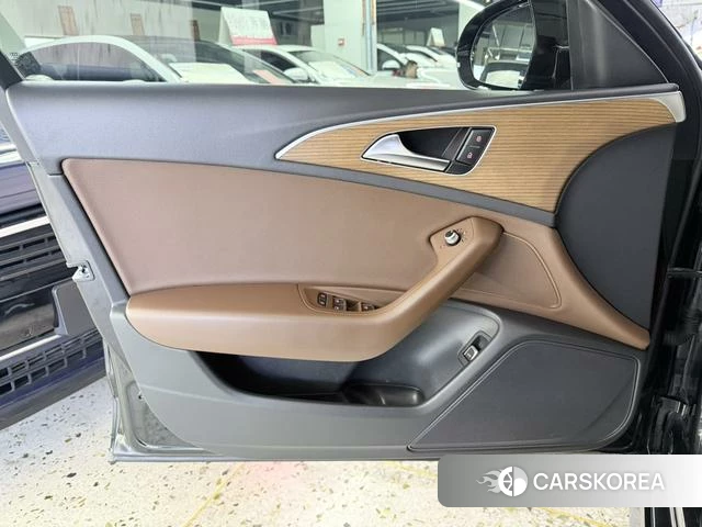 Audi A6L id 4213242 из Китая 14