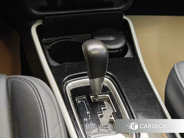 Mitsubishi  Outlander id 4221388 из Китая 29