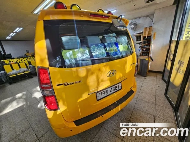 Hyundai The New Grand Starex id 2956902 из Кореи 13