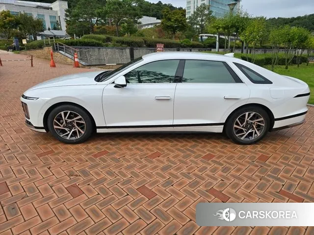 Hyundai Grandeur Hybrid (GN7) id 3241642 из Кореи 14