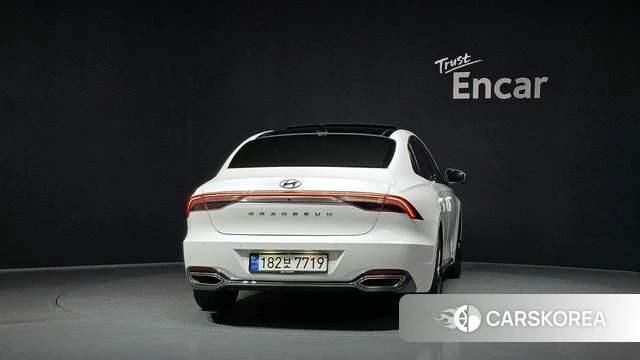 Hyundai The New Grandeur IG id 4384200 из Кореи 30