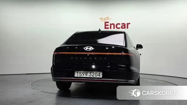 Hyundai Grandeur (GN7) id 3002293 из Кореи 14