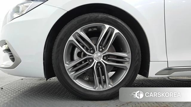 Hyundai Grandeur IG id 3905958 из Кореи 14