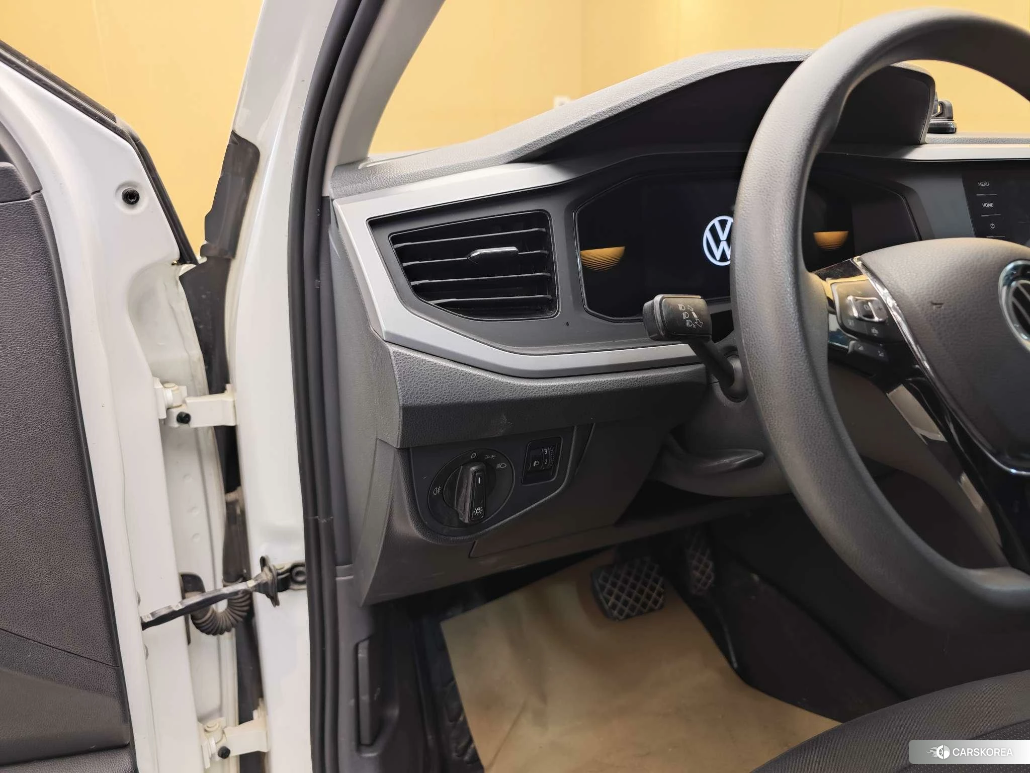 Volkswagen Polo id 4454762 из Китая 27