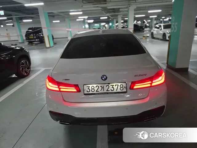 BMW 5 Series (G30) 2019 Белый из Кореи, фото 4