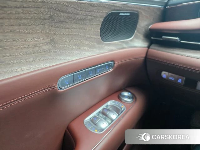 Genesis G90 (RS4) 2023 Черный из Кореи, фото 6