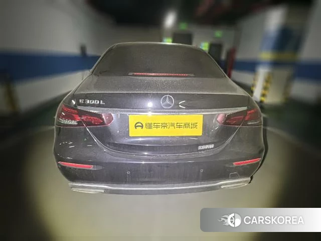 Mercedes-Benz E-class 2022 Черный из Китая, фото 4