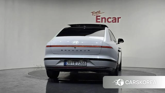 Hyundai Grandeur (GN7) id 3963894 из Кореи 14