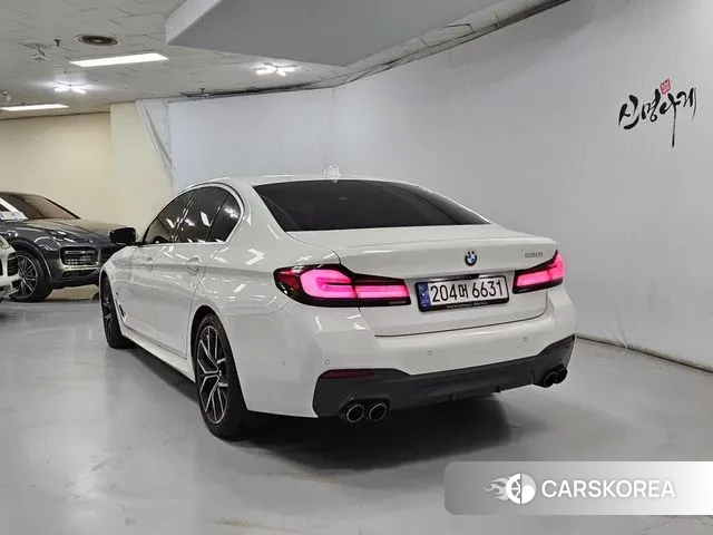 BMW 5 Series (G30) id 3366739 из Кореи 14