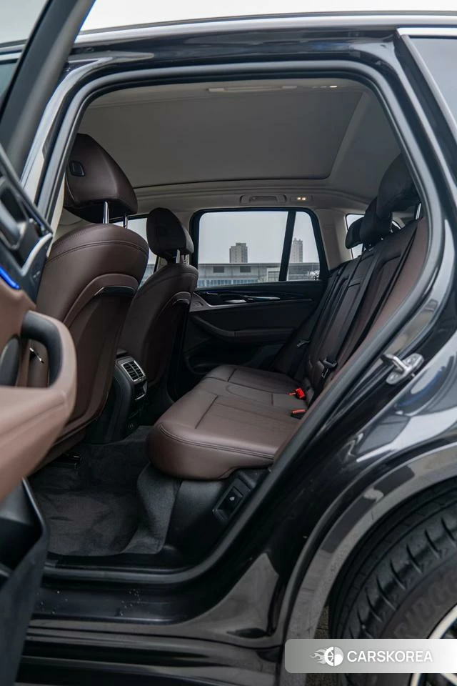BMW X3 2023 Темно-серый из Китая, фото 4