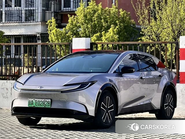 Toyota bZ5 2025 Темно-серый из Китая, фото 4