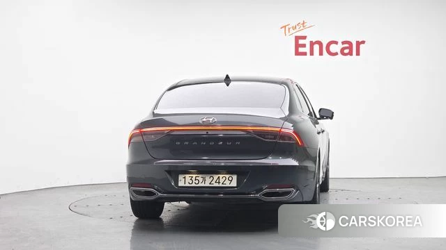 Hyundai The New Grandeur IG id 4350032 из Кореи 14