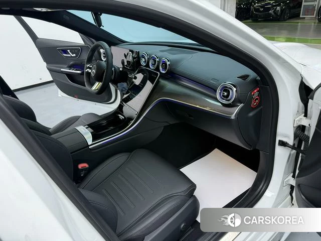 Mercedes-Benz Class C 2025 Белый из Китая, фото 4