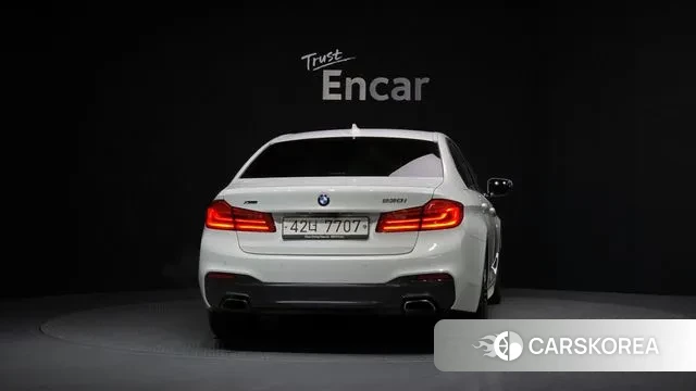 BMW 5 Series (G30) id 3698518 из Кореи 14