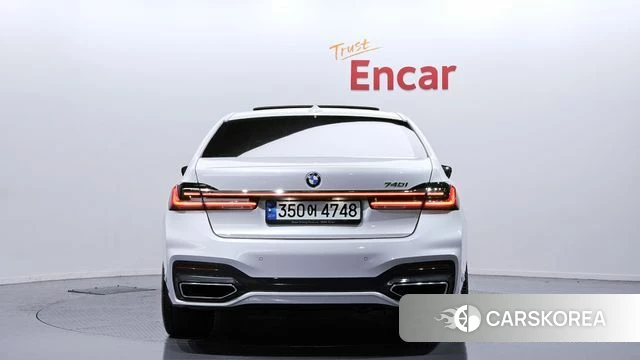 BMW 7 Series (G11) id 3799826 из Кореи 14