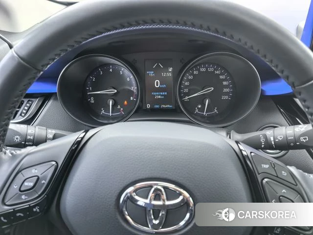 Toyota C-HR id 4335854 из Китая 8