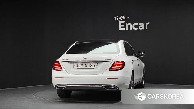Mercedes-Benz E-Class W213 id 4595920 из Кореи 27