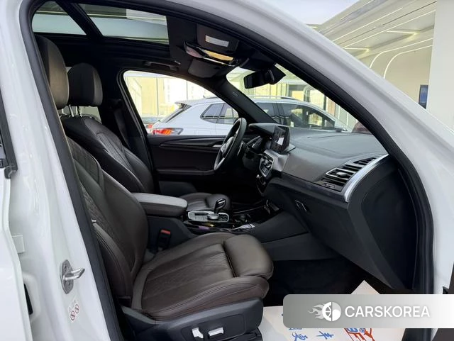 BMW X3 id 4208732 из Китая 6
