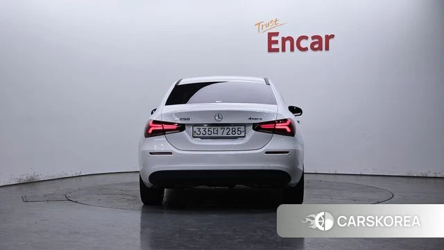 Mercedes-Benz A-Class W177 id 4384183 из Кореи 24