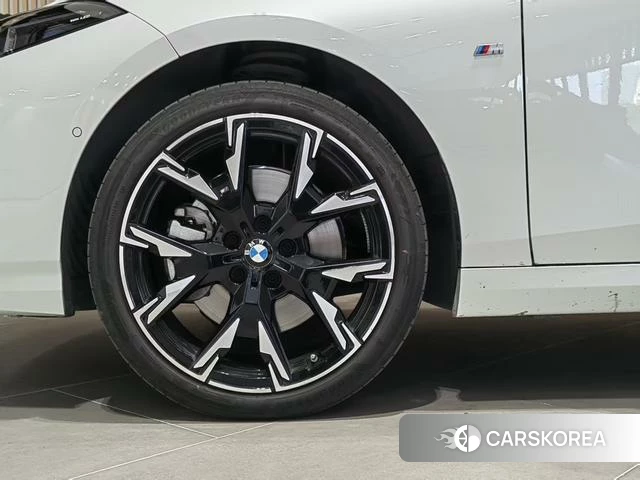 BMW 2 series id 4278434 из Китая 8
