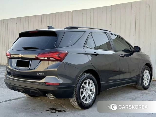 Chevrolet Explorer 2023 Темно-серый из Китая, фото 4