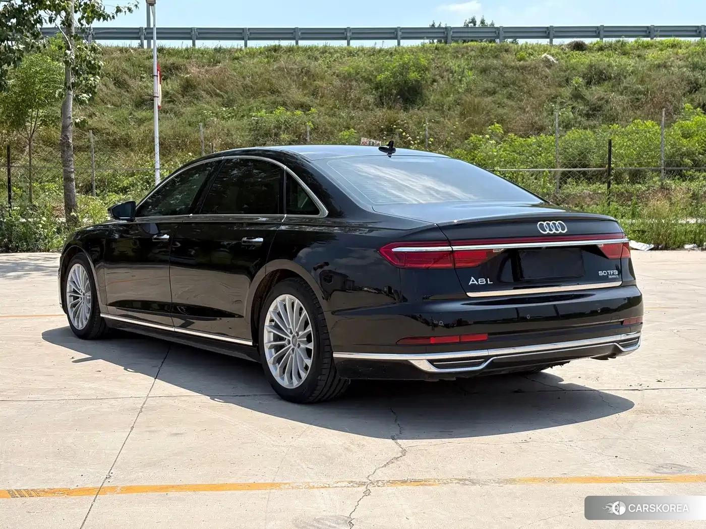 Audi A8 2019 Черный из Китая, фото 4