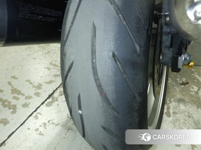 Suzuki GSX1300R HAYABUSA id 3947225 из Японии 26