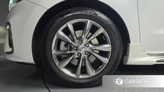 Kia The New Carnival id 4286151 из Кореи 25