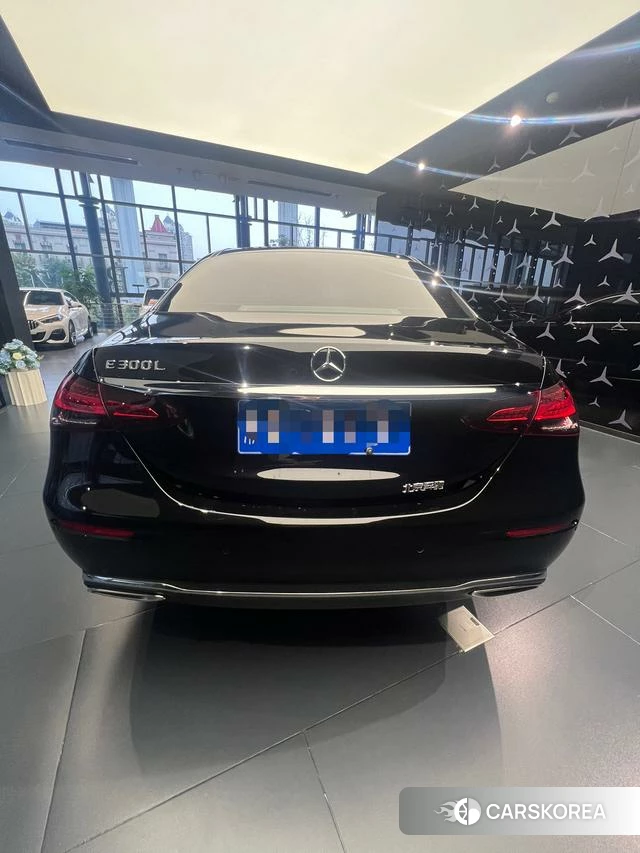 Mercedes-Benz E-class id 4290463 из Китая 14