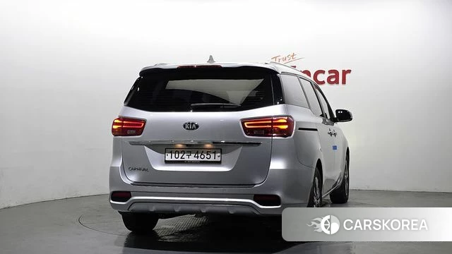 Kia The New Carnival id 4180695 из Кореи 14