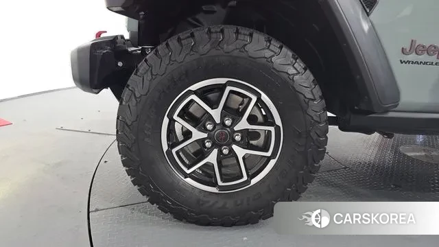 Jeep Wrangler (JL) id 3399898 из Кореи 14