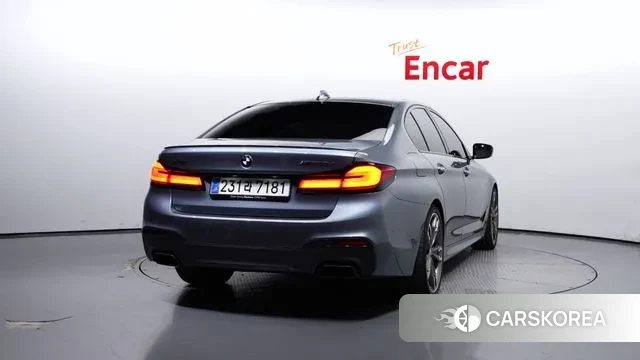 BMW 5 Series (G30) id 3029436 из Кореи 14