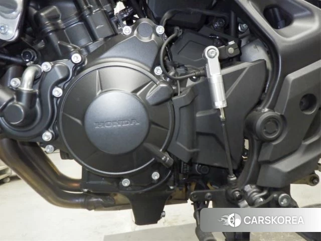 Engine photo