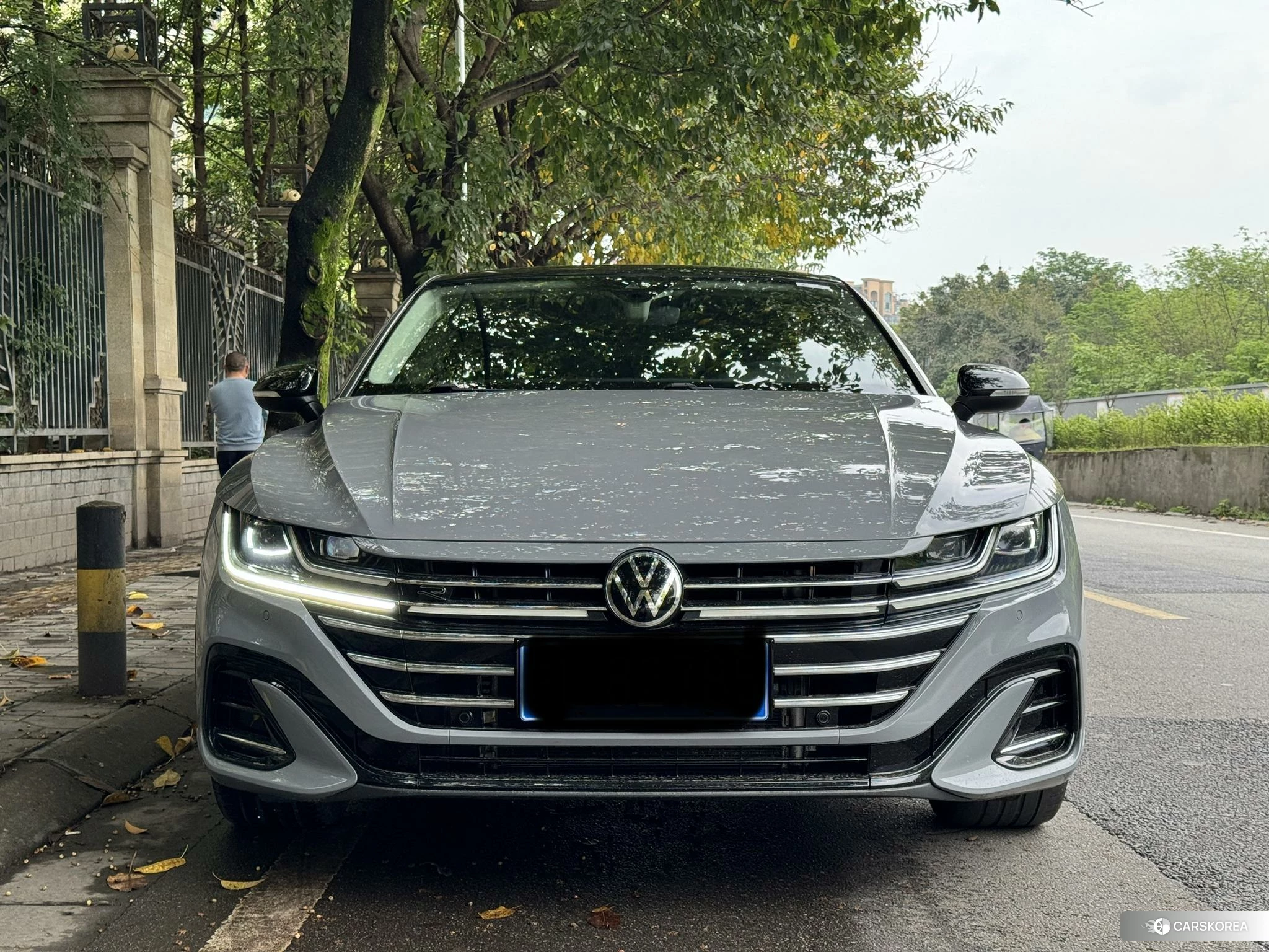 Volkswagen CC 2020 Темно-серый из Китая, фото 6